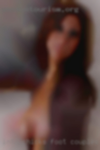 Into chick's foot couples straight and bi.